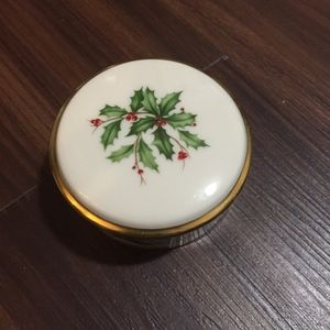 Holly Christmas Porcelain Trinket Box-New!